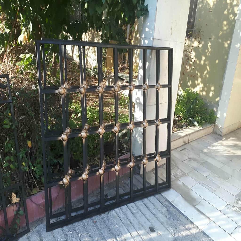 نصب حفاظ پنجره فرفورژه در فیروزکوه