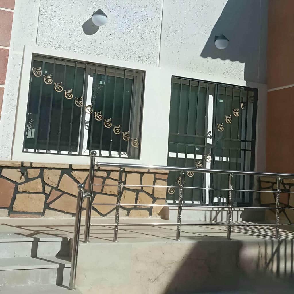 خرید حفاظ پنجره مدرن در اندیشه