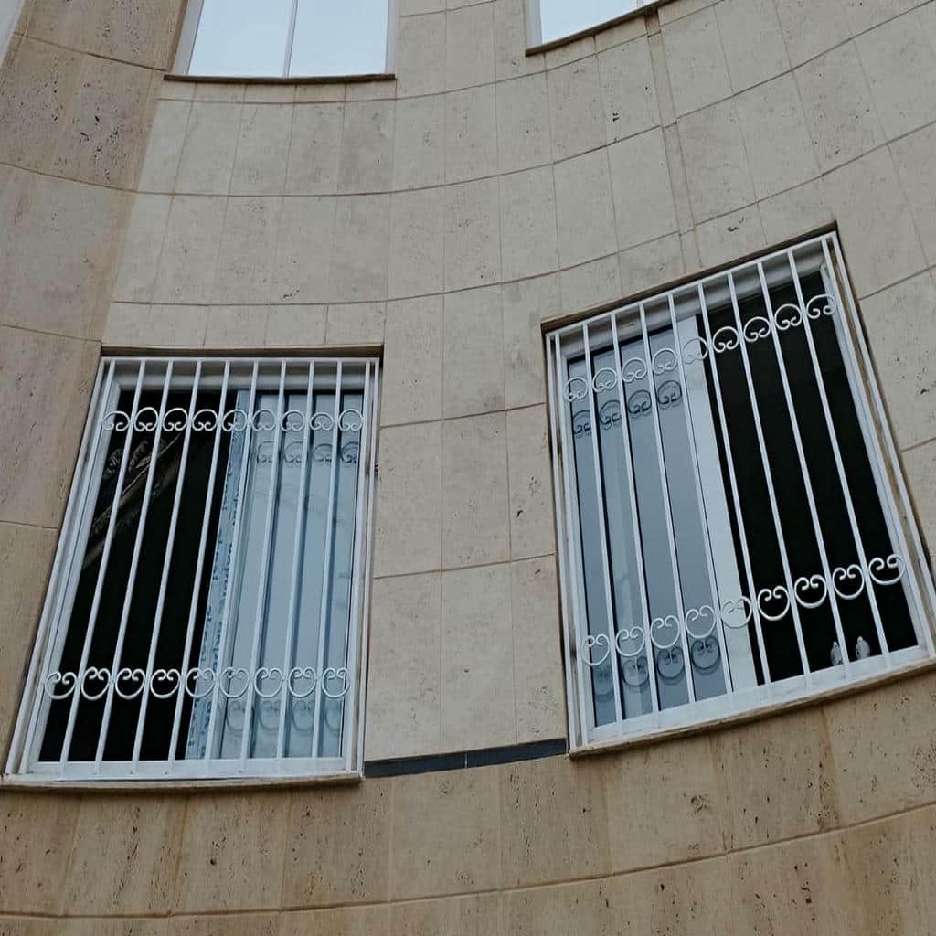 نصب حفاظ پنجره فرفورژه در ایرانشهر