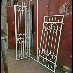 حفاظ پنجره در شهریار