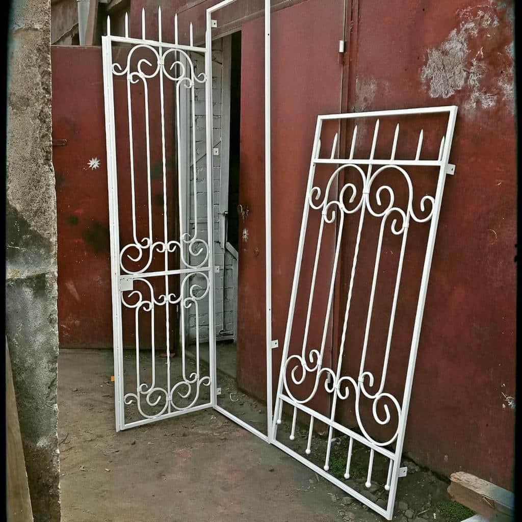 حفاظ پنجره در شهریار