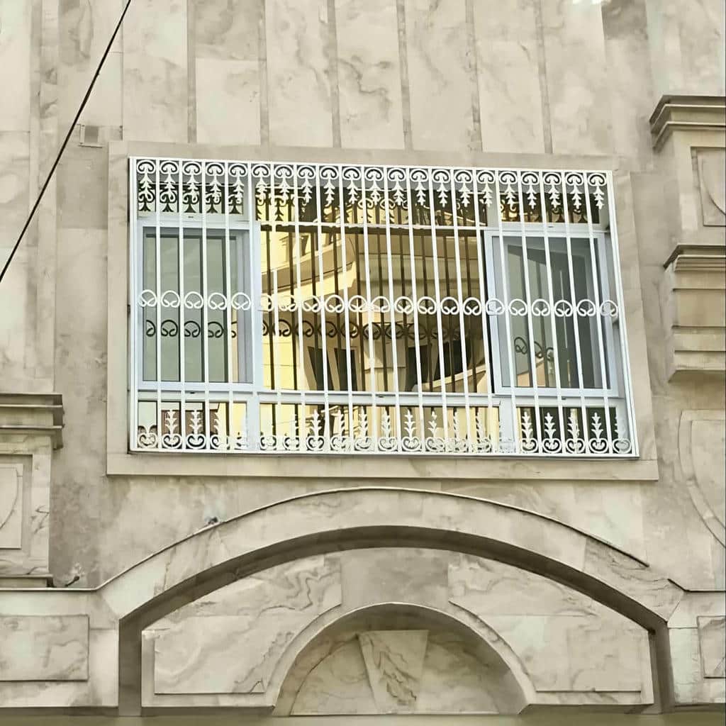خرید حفاظ پنجره بازشو در قم
