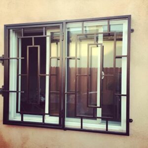 حفاظ پنجره در مریوان