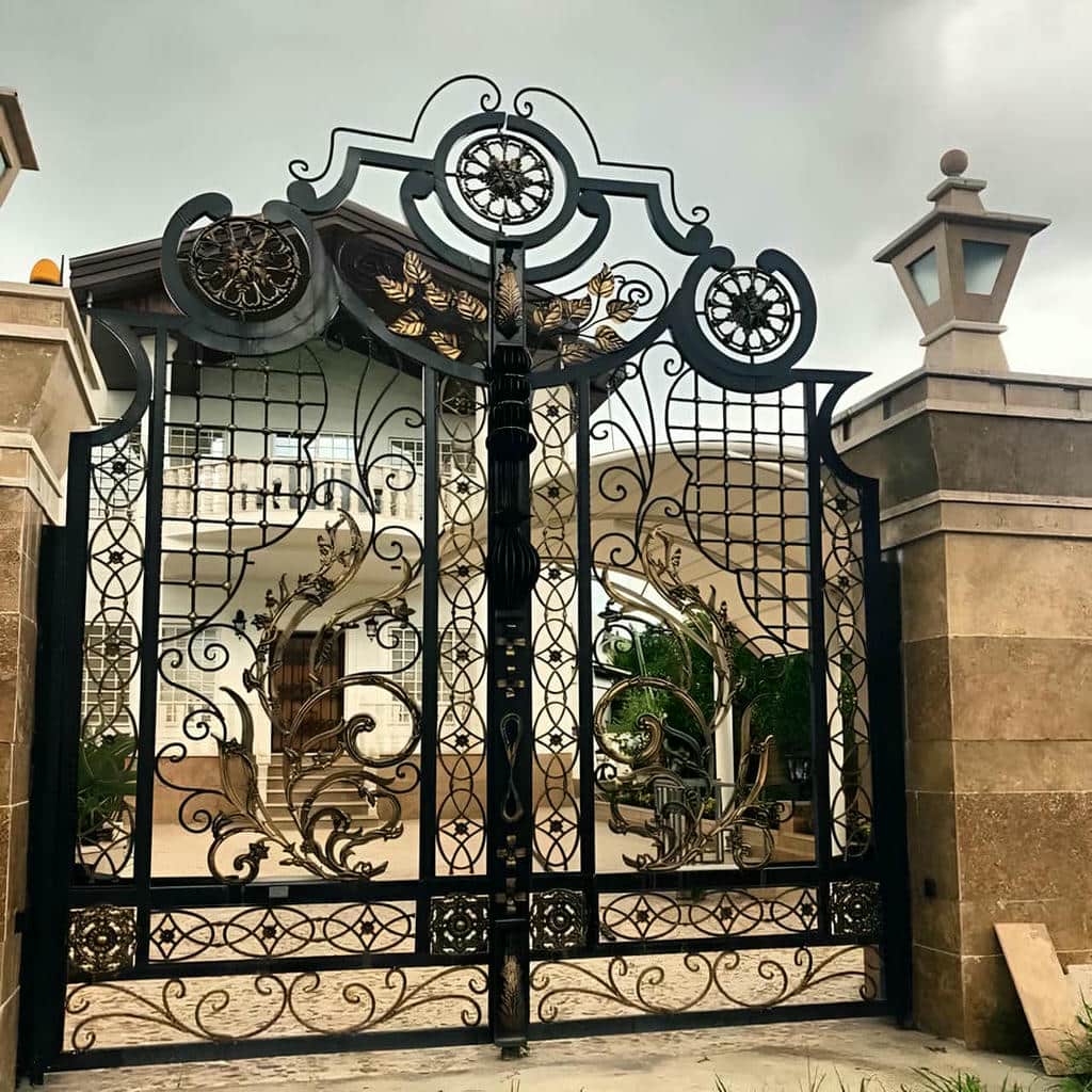 درب حیاط در استان گلستان