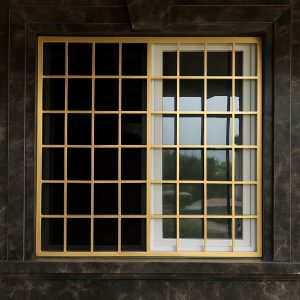 حفاظ پنجره طرح مربعی