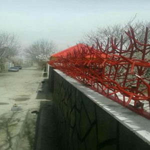 ساخت و نصب حفاظ شاخ گوزنی روی دیوار آپارتمان و ویلا