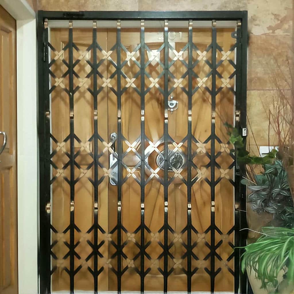 قفل درب آکاردئونی با زبانه محکم و درگیری کامل