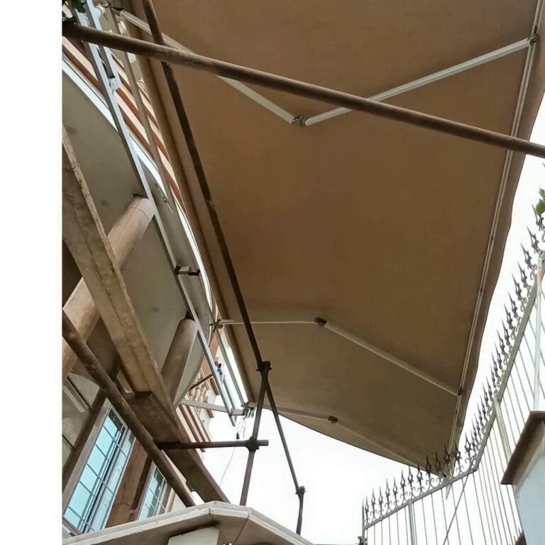 انتخاب سایبان برقی مناسب مغازه ها
