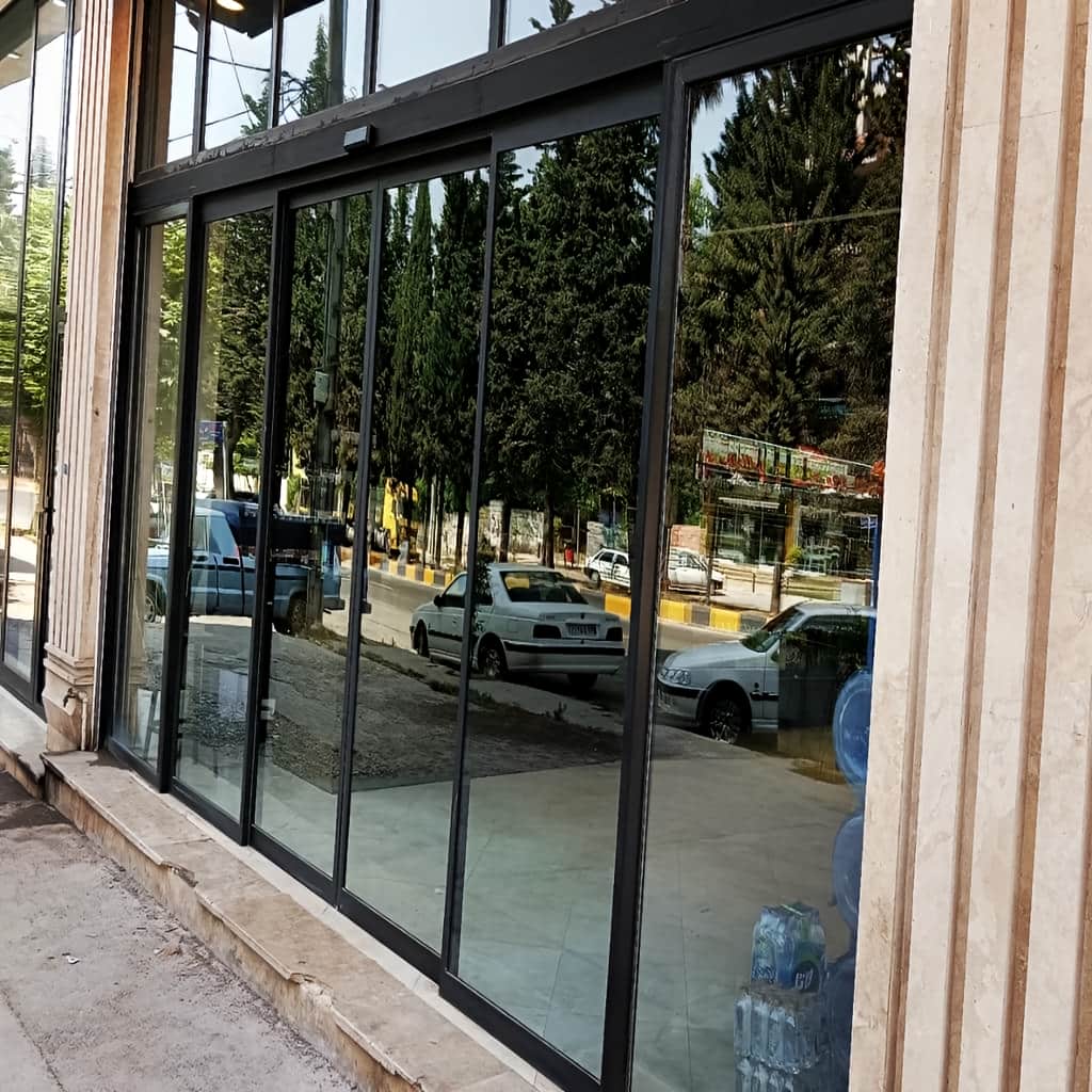 درب شیشه ای اتوماتیک لوکس ورودی