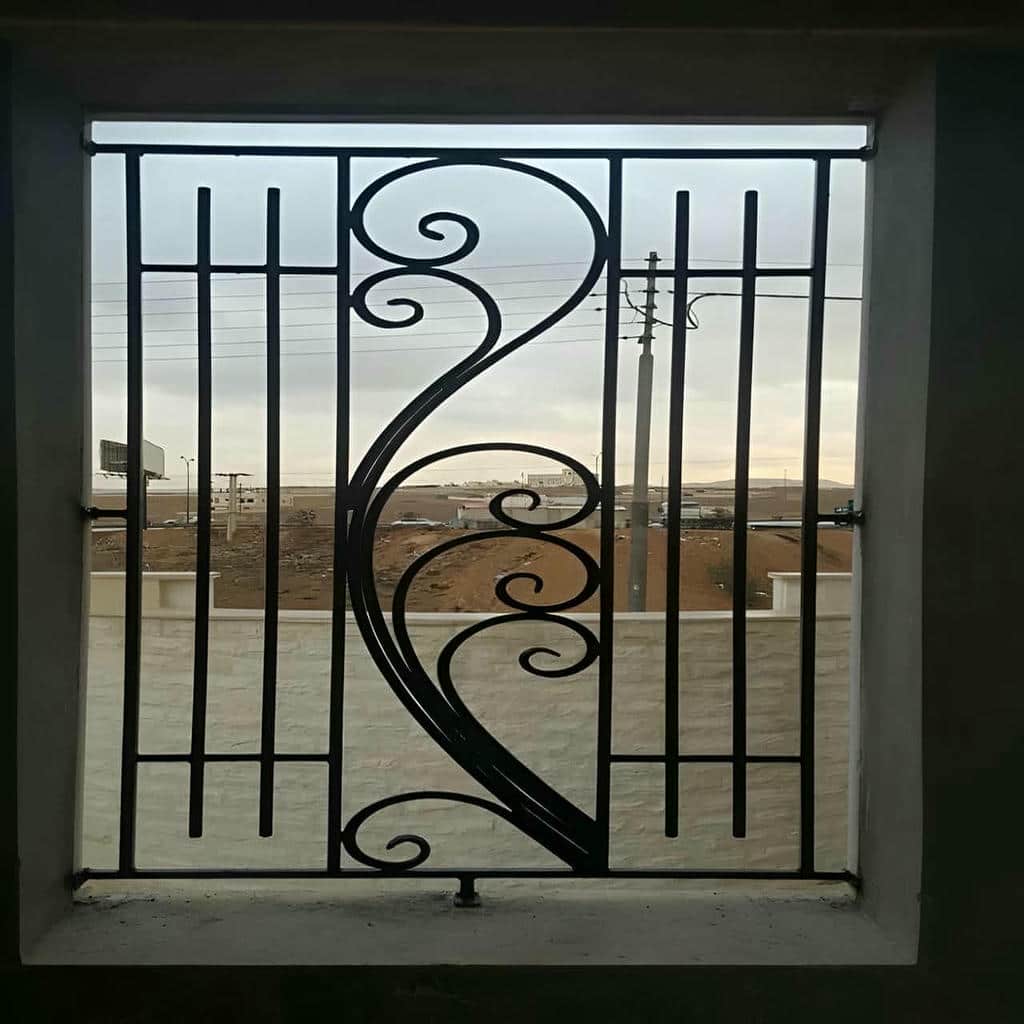 ساخت حفاظ سی ان سی برای حیاط و پنجره
