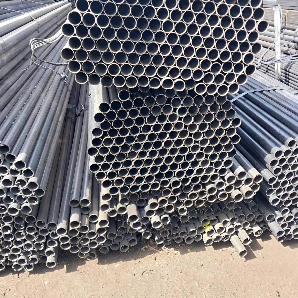 نصب لوله داربست با بست و مهاربندی ایمن