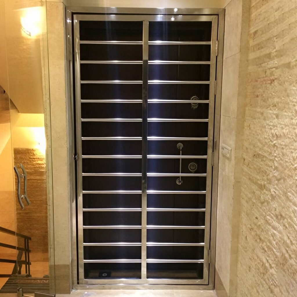 خرید نرده استیل مدرن برای ساختمان اداری
