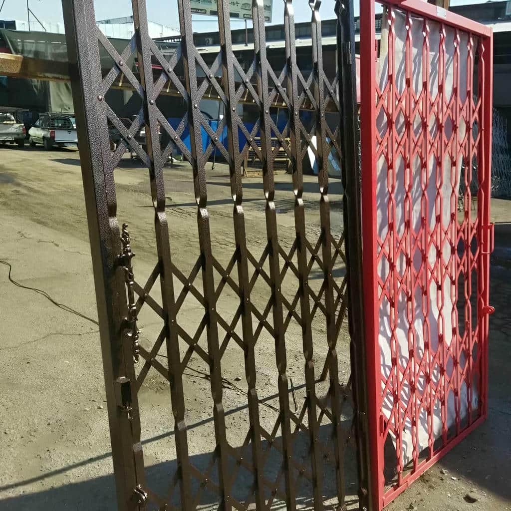قیمت درب آکاردئونی طلایی سلطنتی بر اساس مشخصات سفارش