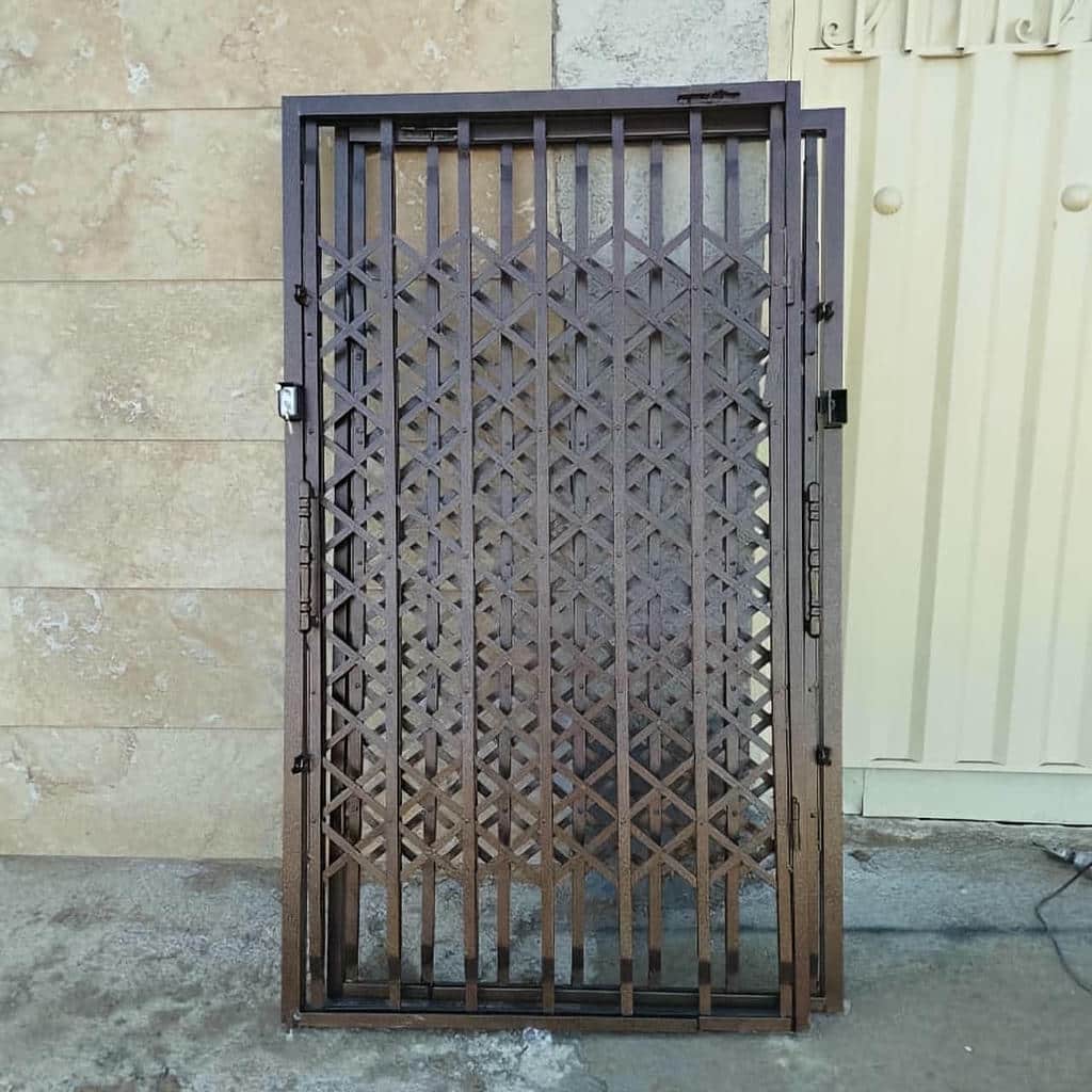 نمونه لولایی حفاظ درب ضد سرقت فلزی برای ورودی نمونه لولایی حفاظ درب ضد سرقت فلزی برای ورودی