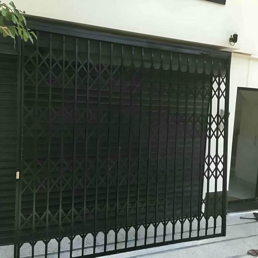 خدمات نصب درب آکاردئونی قفل مخفی کتابی برای ورودی