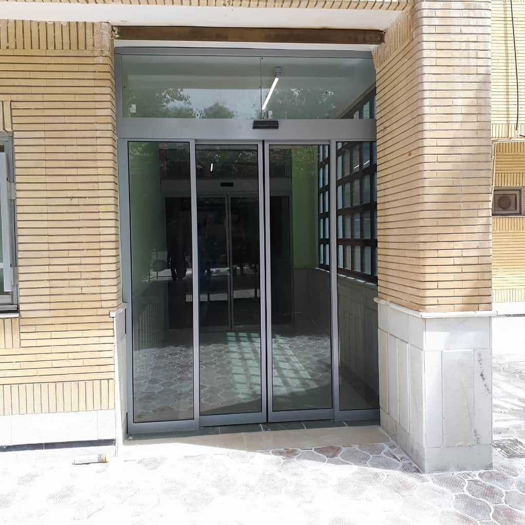 راهنمای انتخاب درب اتوماتیک شیشه ای بیمارستانی راهنمای انتخاب درب اتوماتیک شیشه ای بیمارستانی