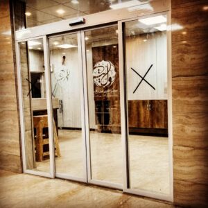 10 نمونه درب اتوماتیک شیشه ای بانک کنترل ورود