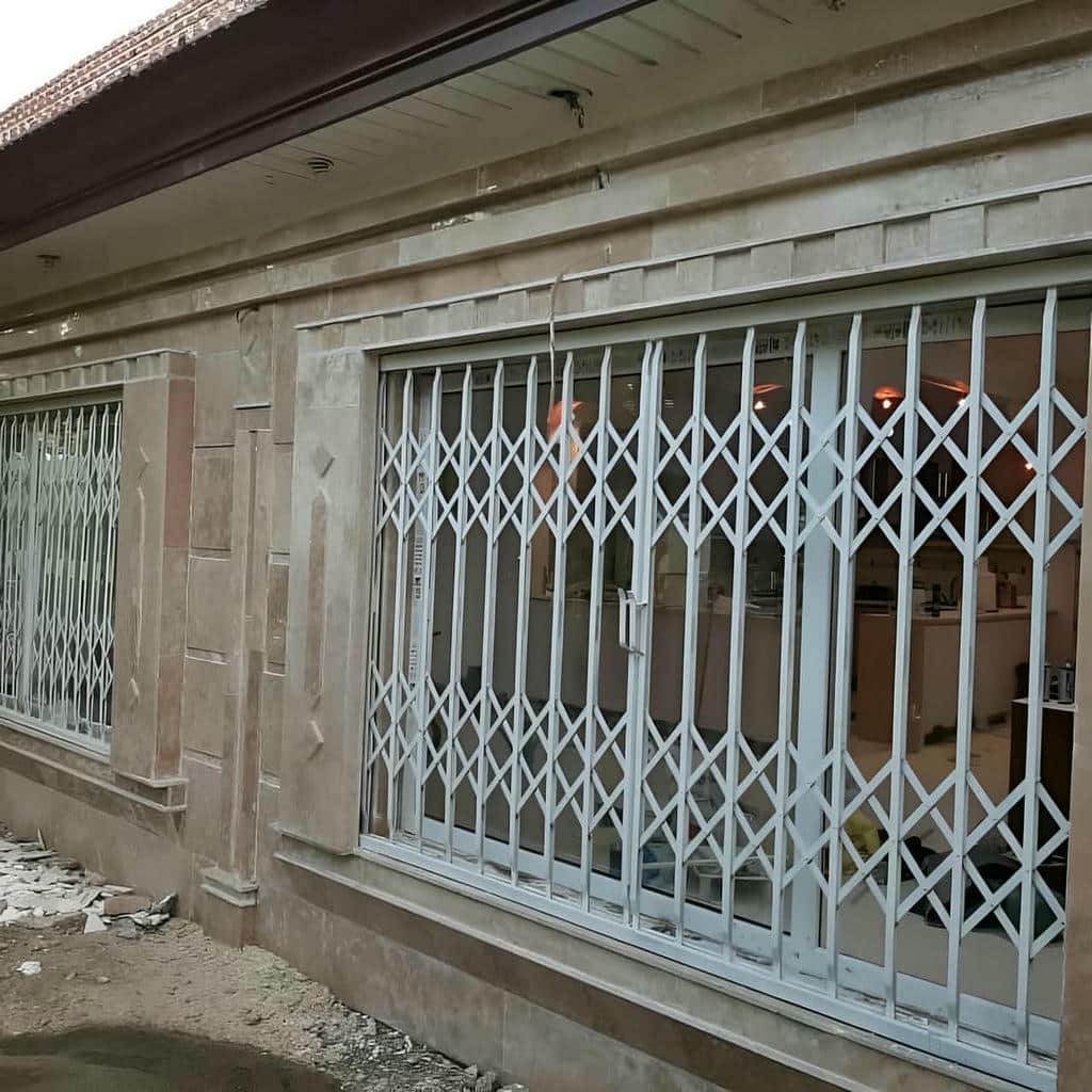 ساخت حفاظ پنجره با رنگ پودری کوره ای