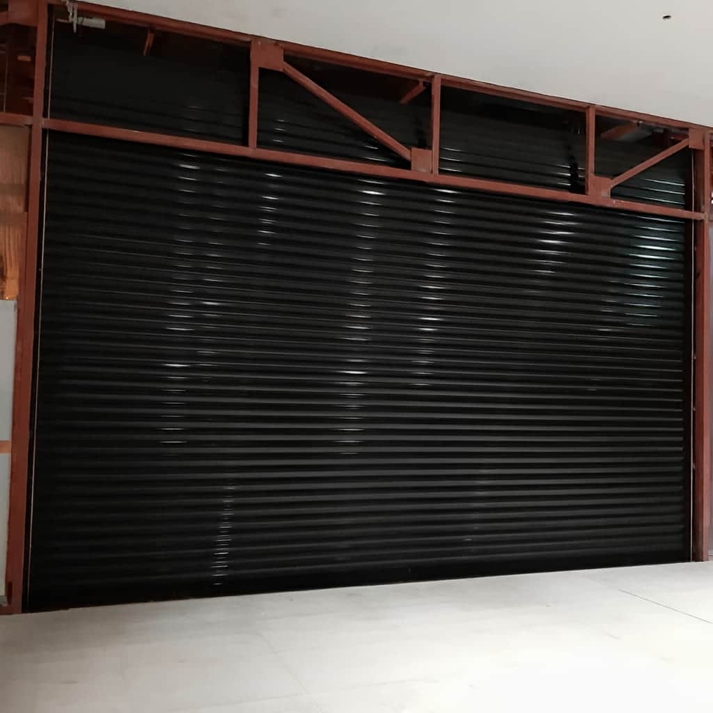 نصب درب کرکره ای پارکینگ اتوماتیک با موتور توبولار