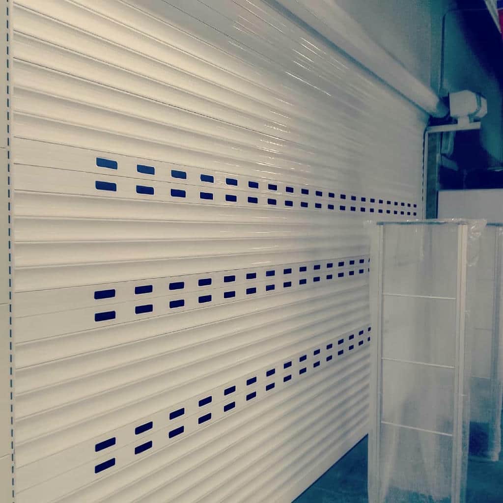 10 طرح کرکره برقی رنگی نمای فروشگاه