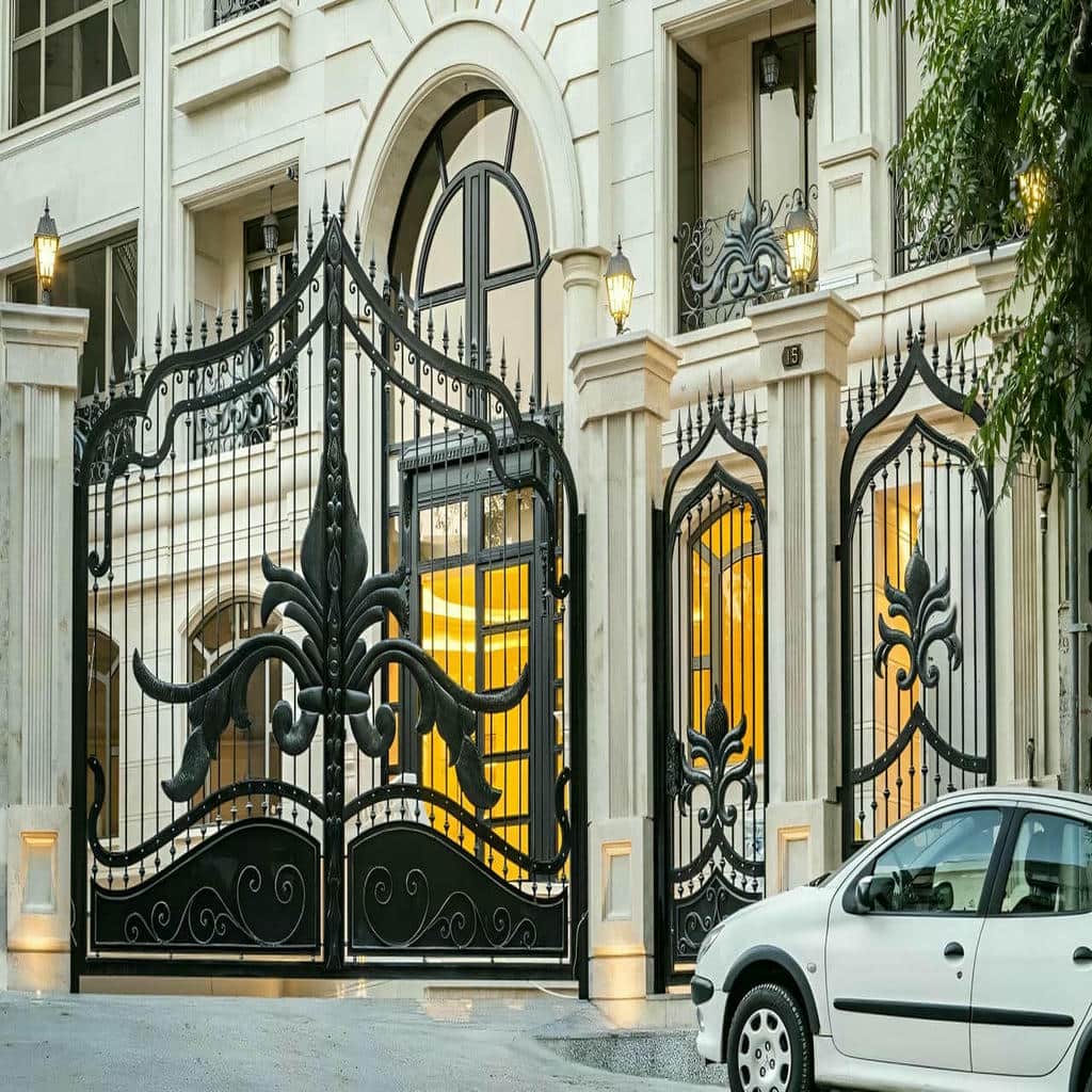 ساخت درب پارکینگ CNC پنل فلزی با کلاف مقاوم