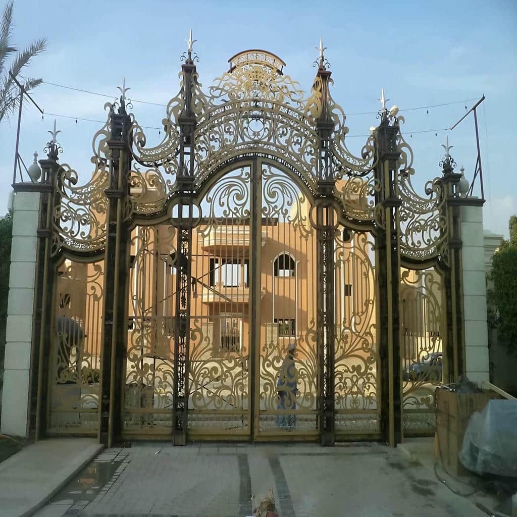 خرید درب حیاط قاب فلزی ساده