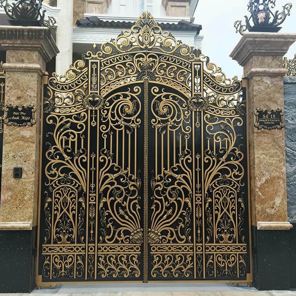 7 مدل درب حیاط ورق پانچ