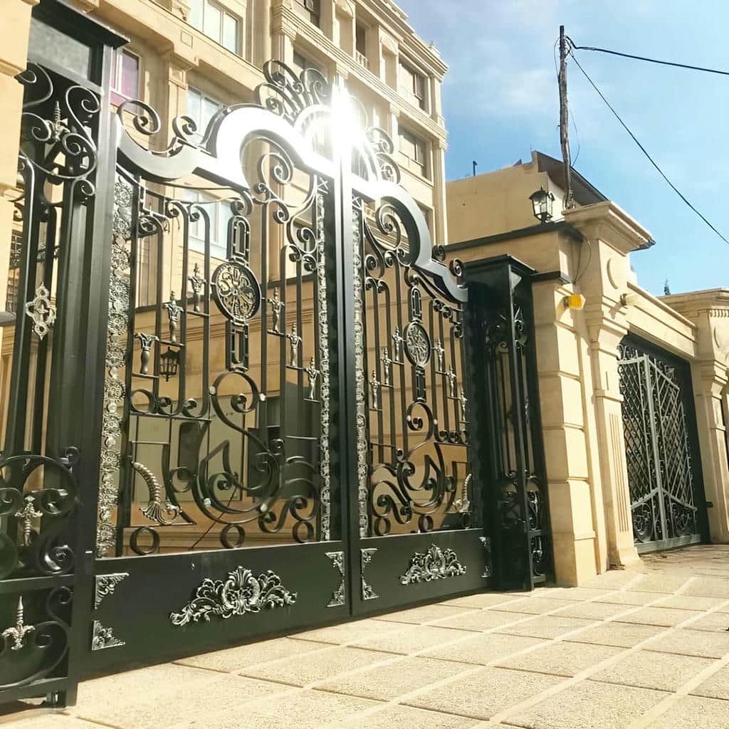 ساخت درب ویلایی ترموود با کلاف فلزی مقاوم