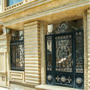 9 نمونه درب پارکینگ کلاسیک کتیبه دار