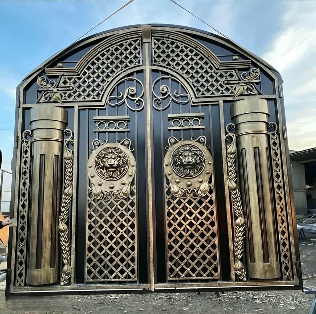 تولید درب پارکینگ آهنی ساده قاب دار مدل عمودی