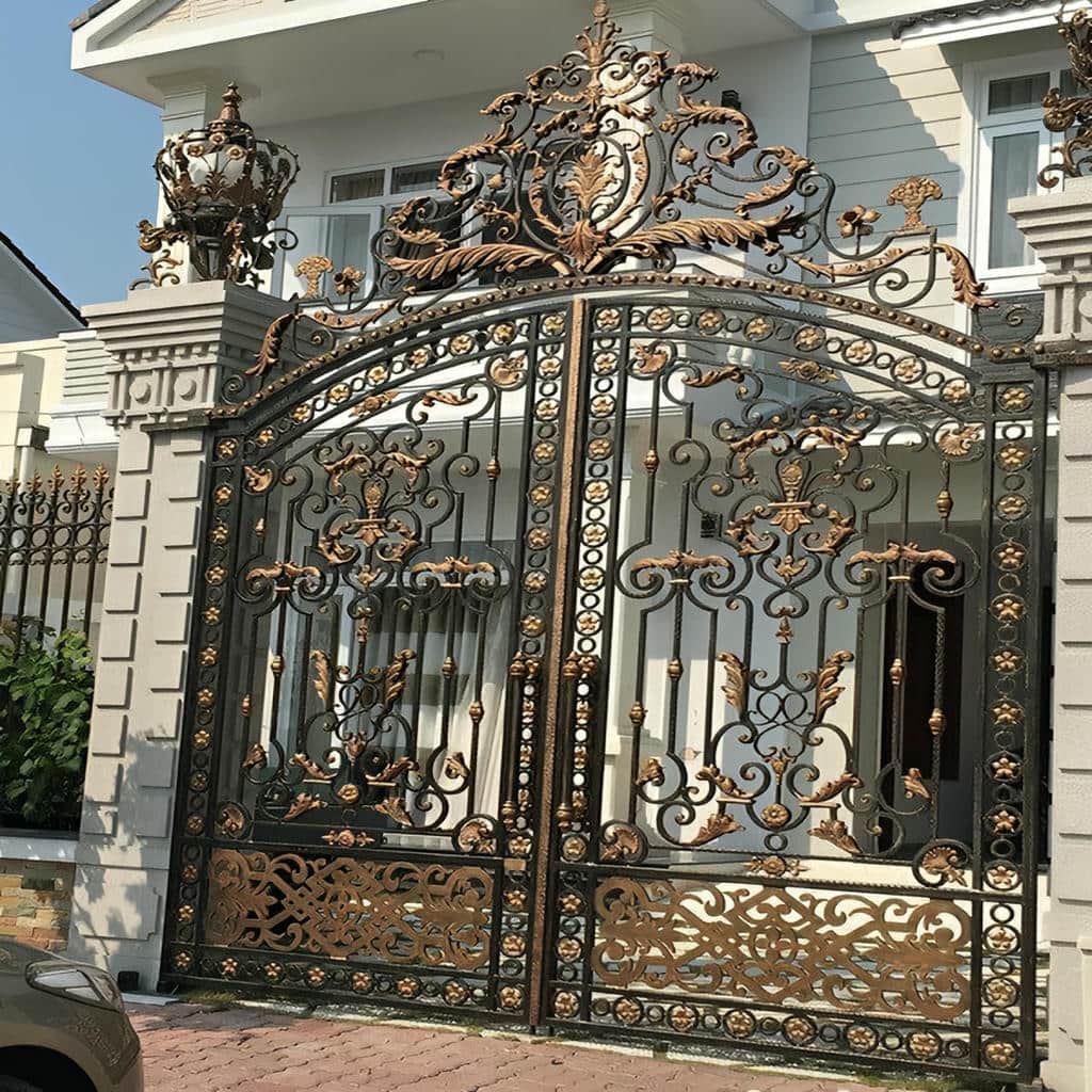 ساخت درب پارکینگ کشویی محوطه با کلاف مقاوم