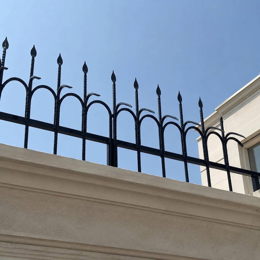 تولید حفاظ دوبل روی سنگ تراورتن
