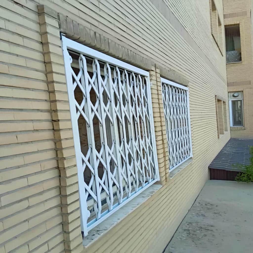 طرح یک لنگه حفاظ پنجره متحرک کشویی