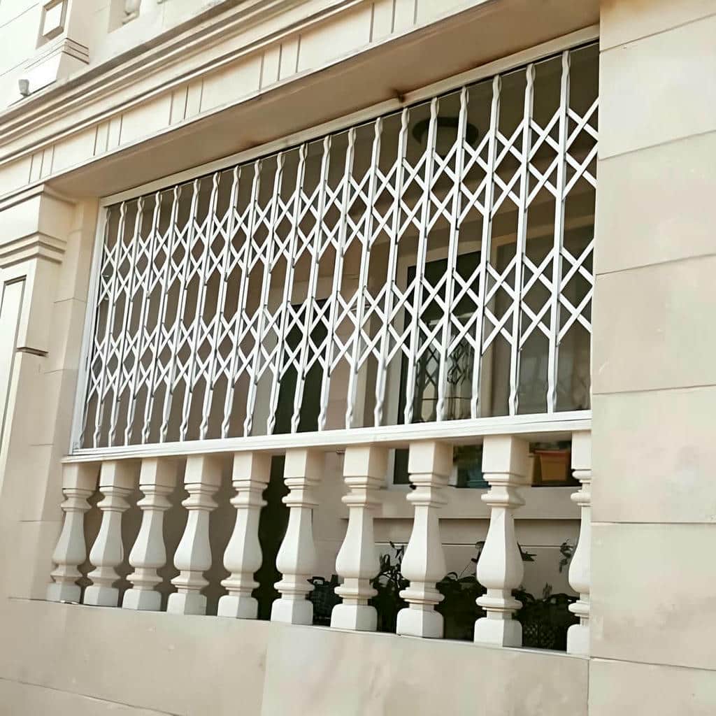 خرید حفاظ پنجره ریلی بازشو متناسب با دهانه