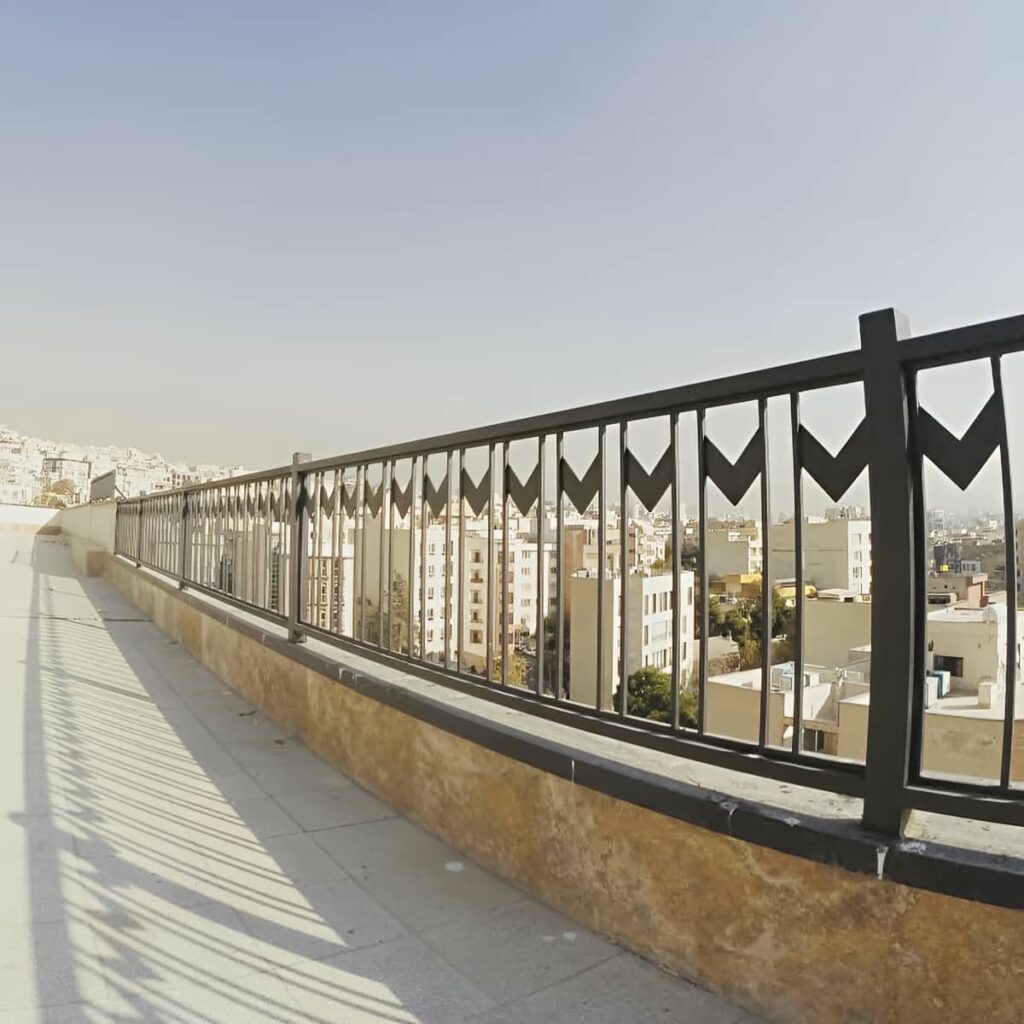 هندریل راه پله با پوشش مقاوم