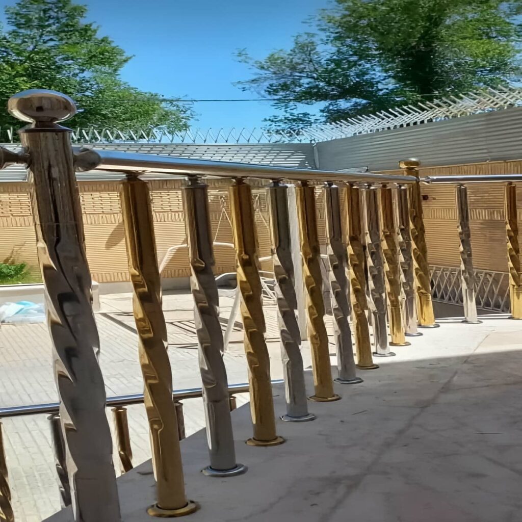 دست انداز راه پله ساختمان
