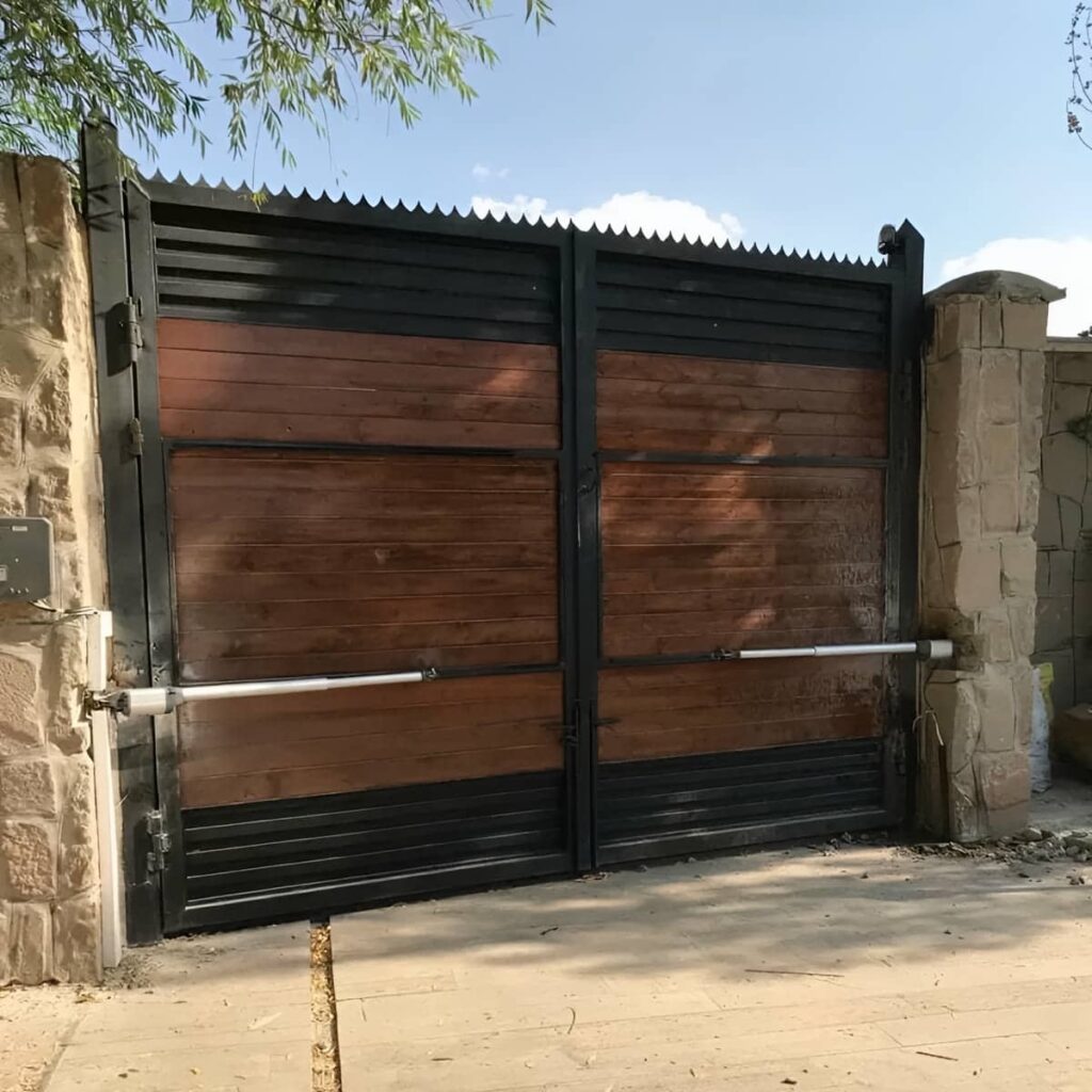 جک درب پارکینگ بازویی با بدنه فلزی