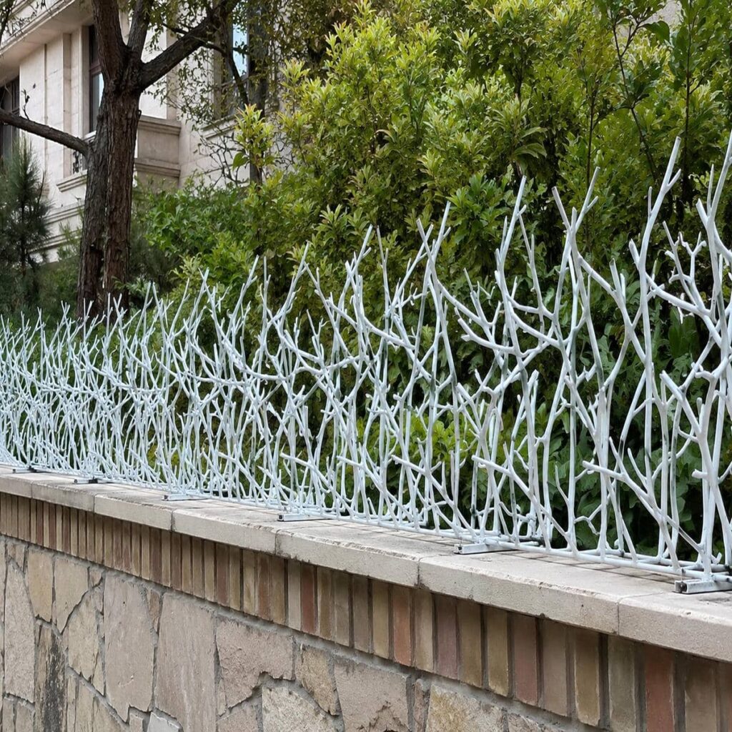 حفاظ دیوار استان چهارمحال و بختیاری طرح سرنیزه‌ای فلزی