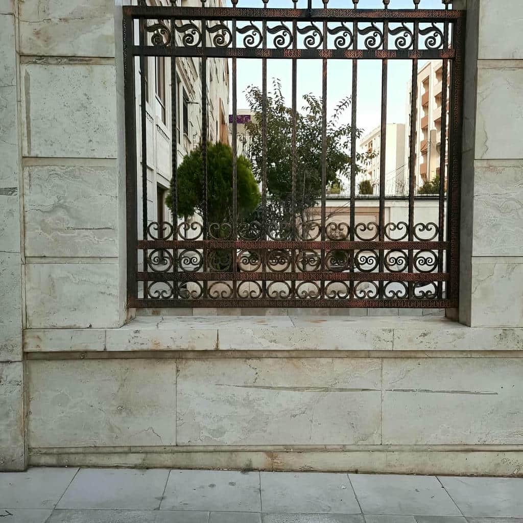حفاظ پنجره سفارشی برای پنجره قوسی