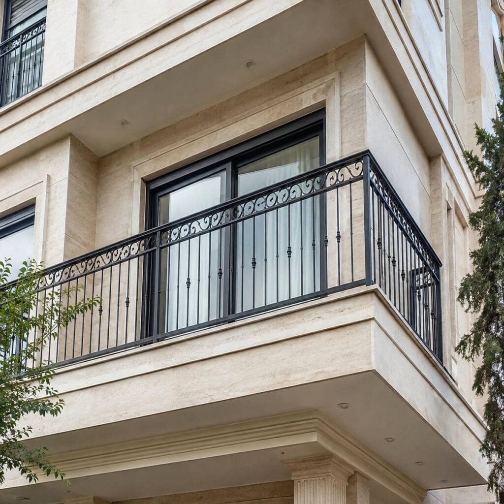 نرده بالکن در کرمان برای دهانه عریض