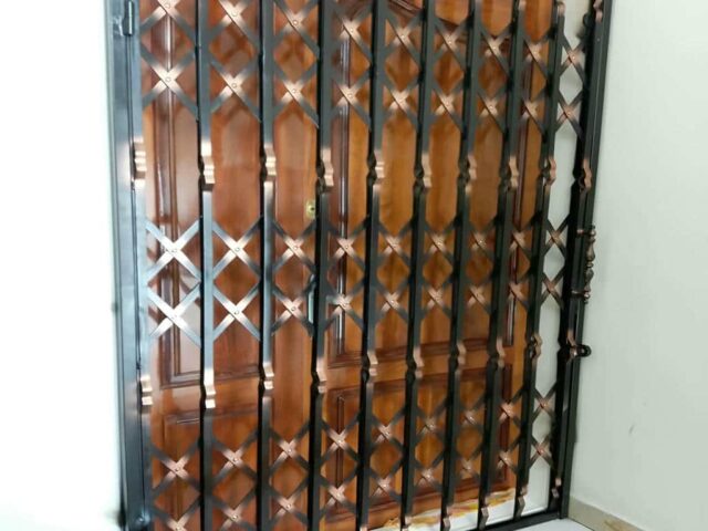 مرکز عرضه و سفارش حفاظ درب آکاردئونی در استان خراسان رضوی